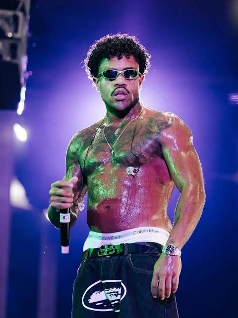 MC Davi, artista que já dividiu o palco com DJ VG PR